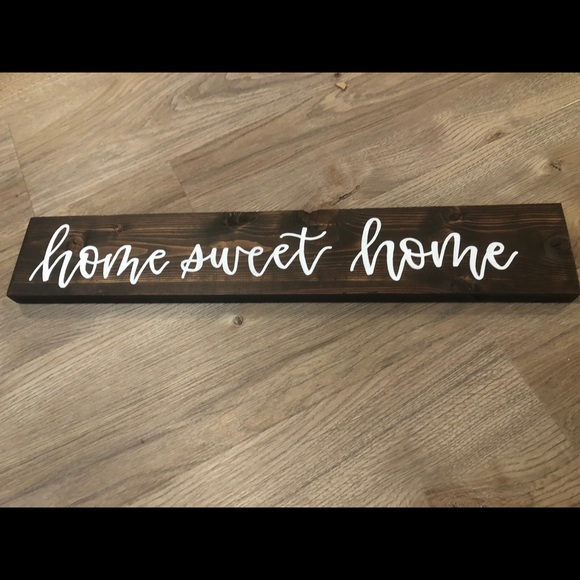 Painted custom wood signs - Picture 1 of 4